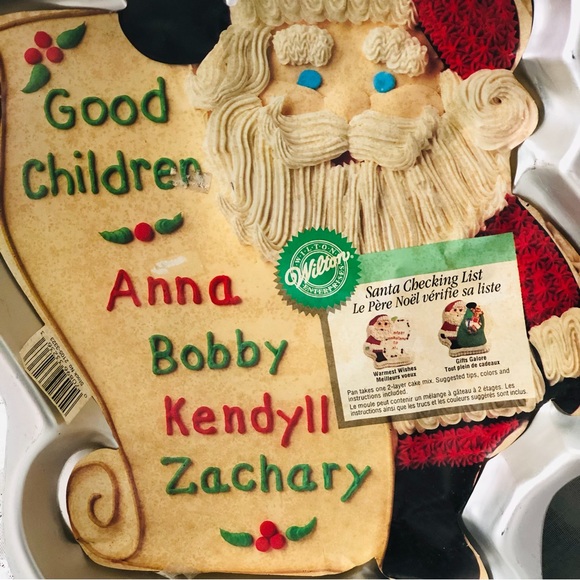 Wilton Santa’s List Cake Pan - Picture 2 of 5